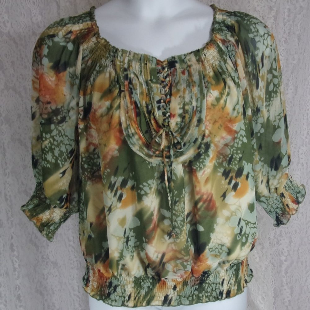Blue Velvet Brand  In An Olive  Orange Print Polyester Blouse